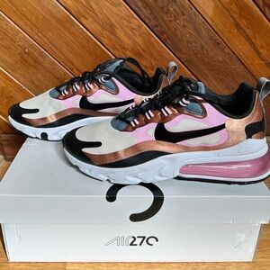 Nike Pink and Black Air Max Sneakers with Dynamic Design